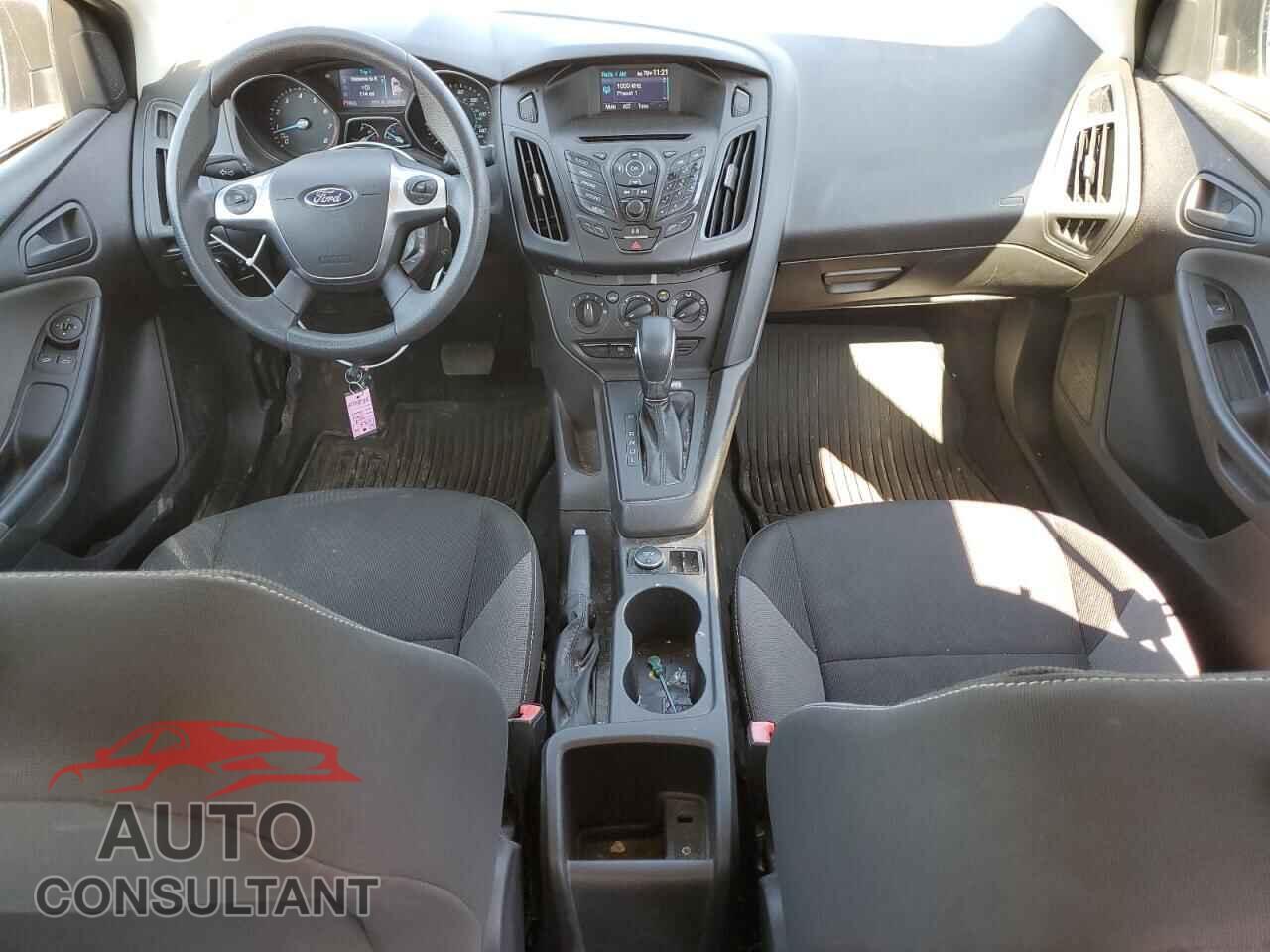 FORD FOCUS 2013 - 1FADP3E2XDL350139