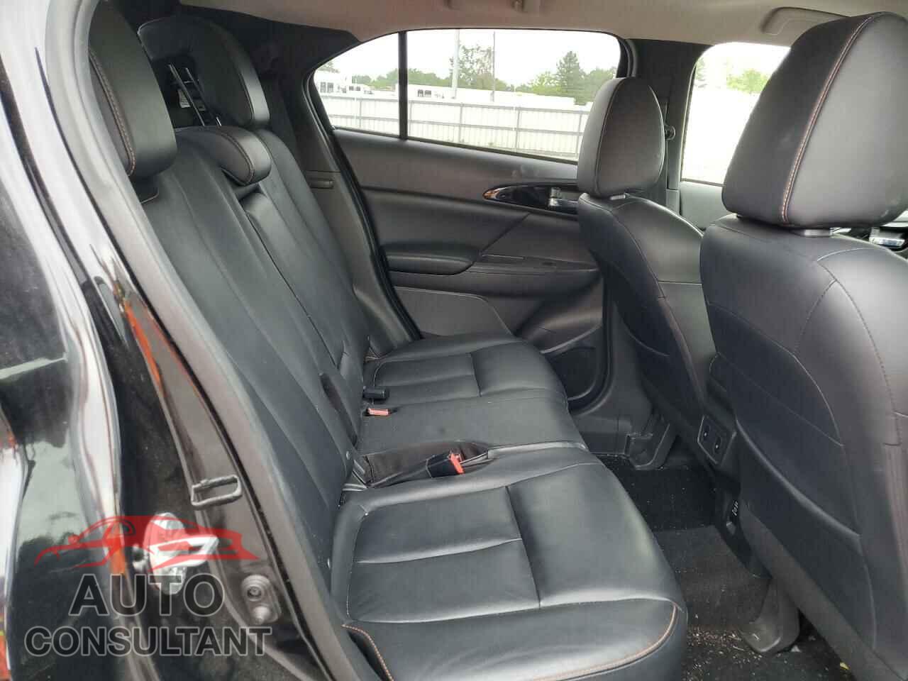 MITSUBISHI ECLIPSE 2018 - JA4AT5AAXJZ051013