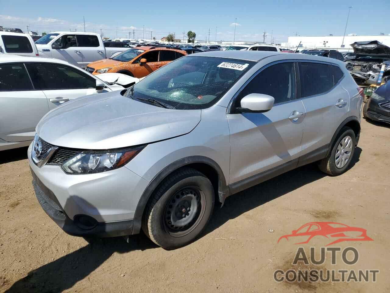 NISSAN ROGUE 2017 - JN1BJ1CR4HW103181