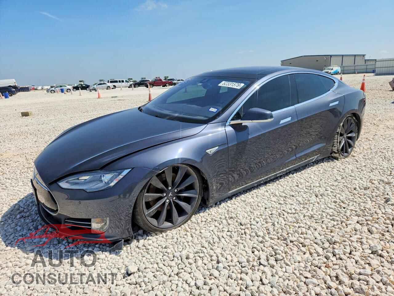 TESLA MODEL S 2015 - 5YJSA1H27FF090694