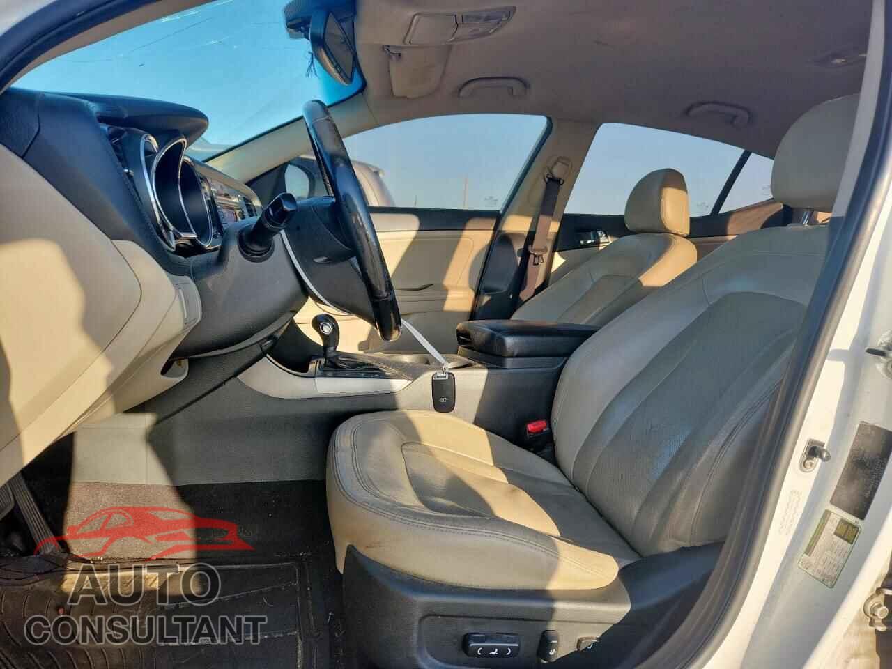 KIA OPTIMA 2011 - KNAGN4A79B5145575