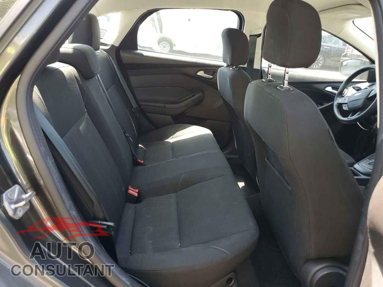 FORD FOCUS 2016 - 1FADP3F29GL373589