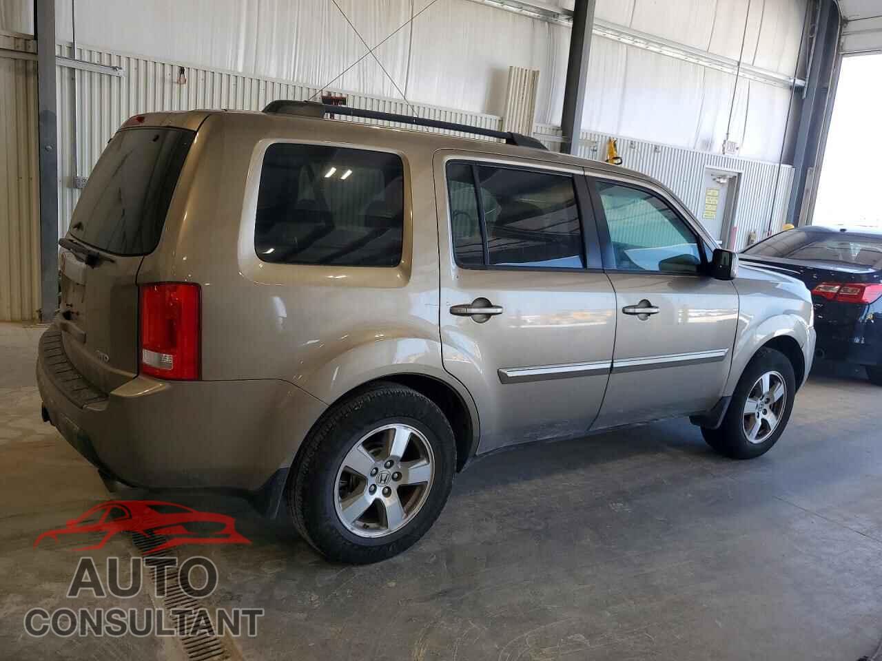 HONDA PILOT 2011 - 5FNYF4H55BB026056