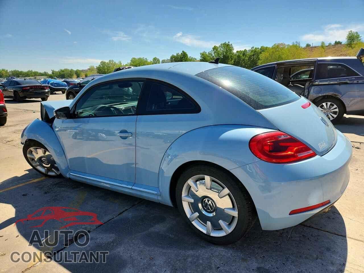 VOLKSWAGEN BEETLE 2012 - 3VWJP7AT5CM603851