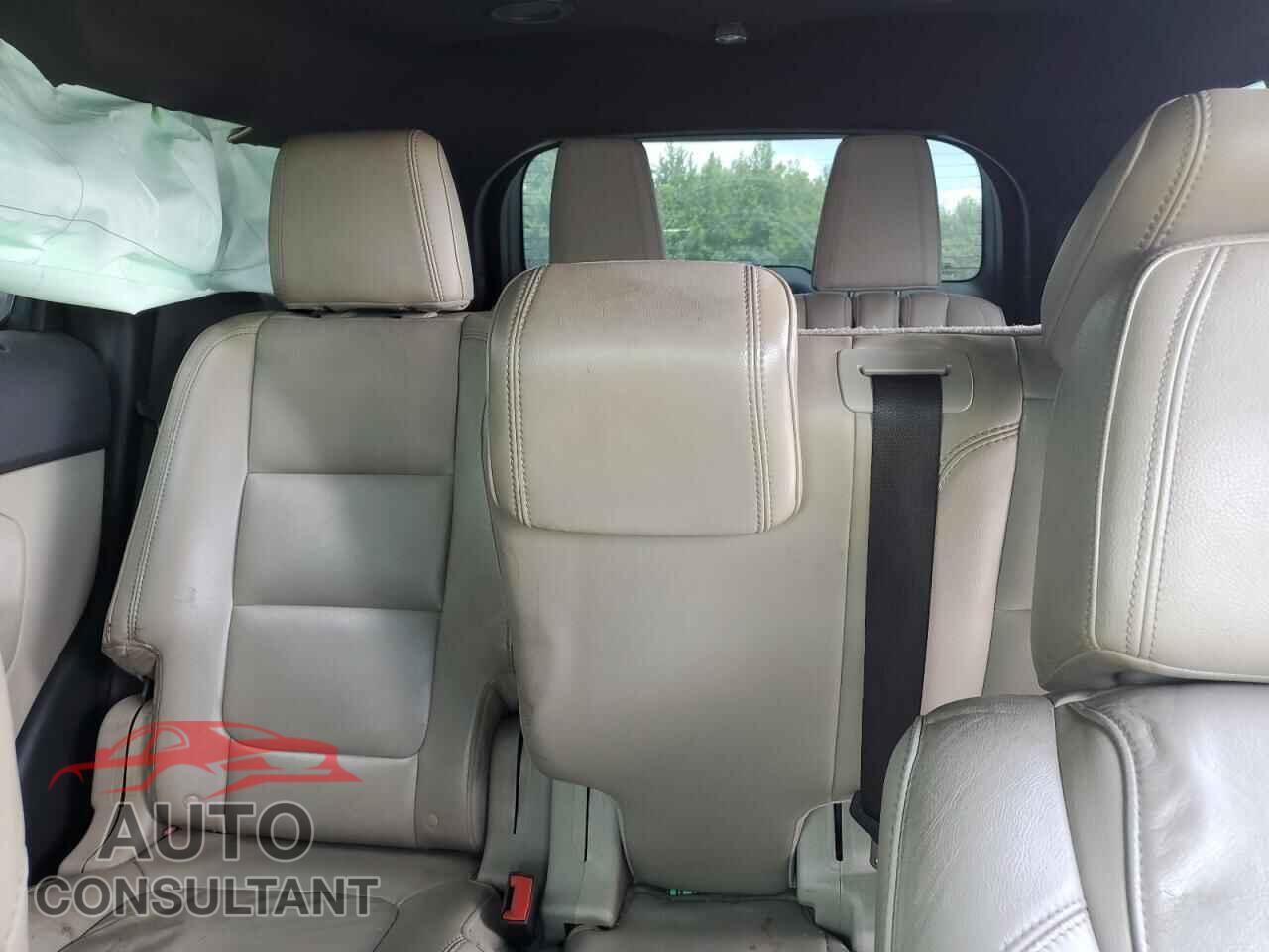 FORD EXPLORER 2013 - 1FM5K7D88DGB77462