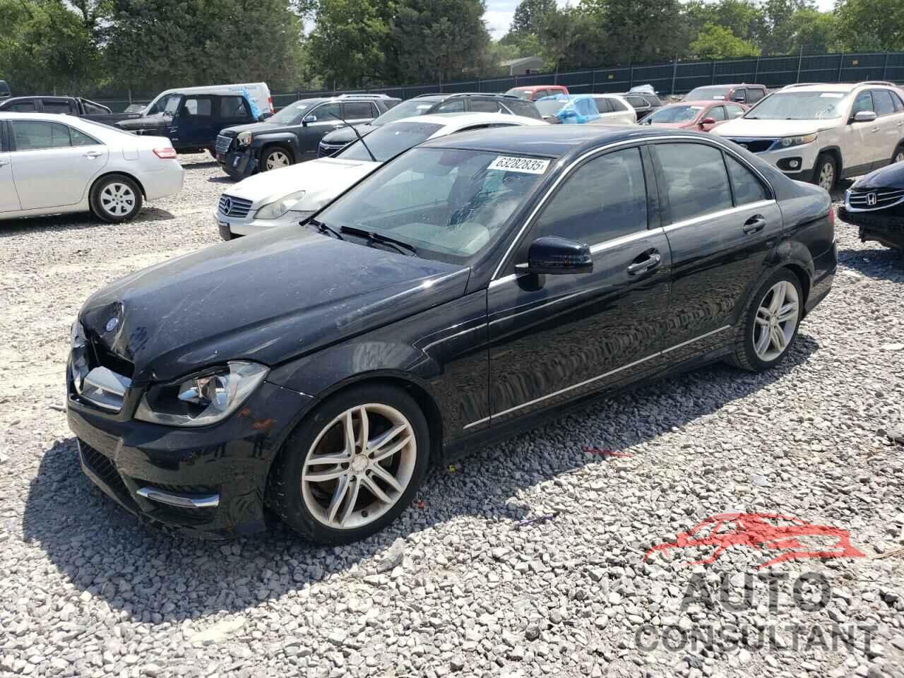 MERCEDES-BENZ C-CLASS 2012 - WDDGF8BB2CR202340