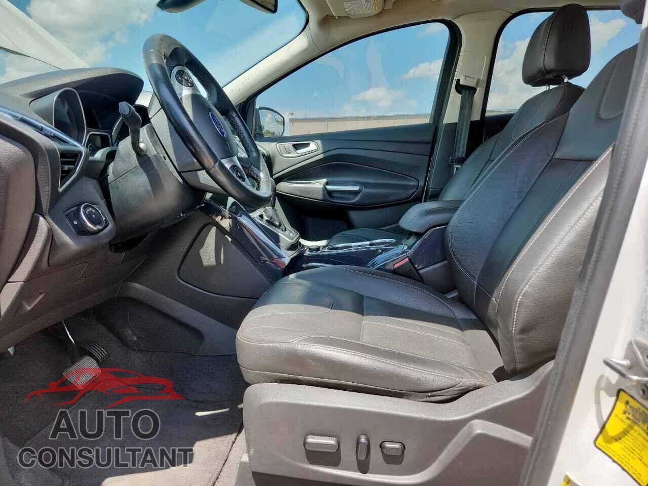 FORD ESCAPE 2013 - 1FMCU0J92DUD23751