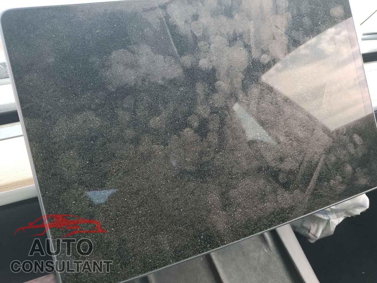TESLA MODEL 3 2022 - 5YJ3E1EA2NF368789