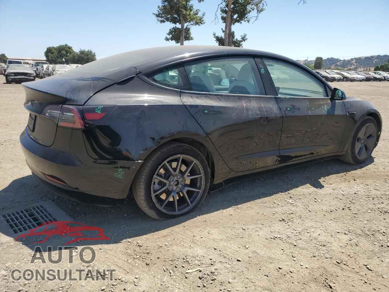 TESLA MODEL 3 2022 - 5YJ3E1EA8NF374323