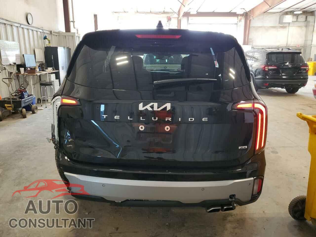 KIA TELLURIDE 2023 - 5XYP3DGC1PG363473