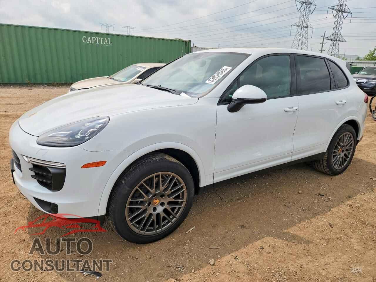 PORSCHE CAYENNE 2017 - WP1AA2A21HKA82865