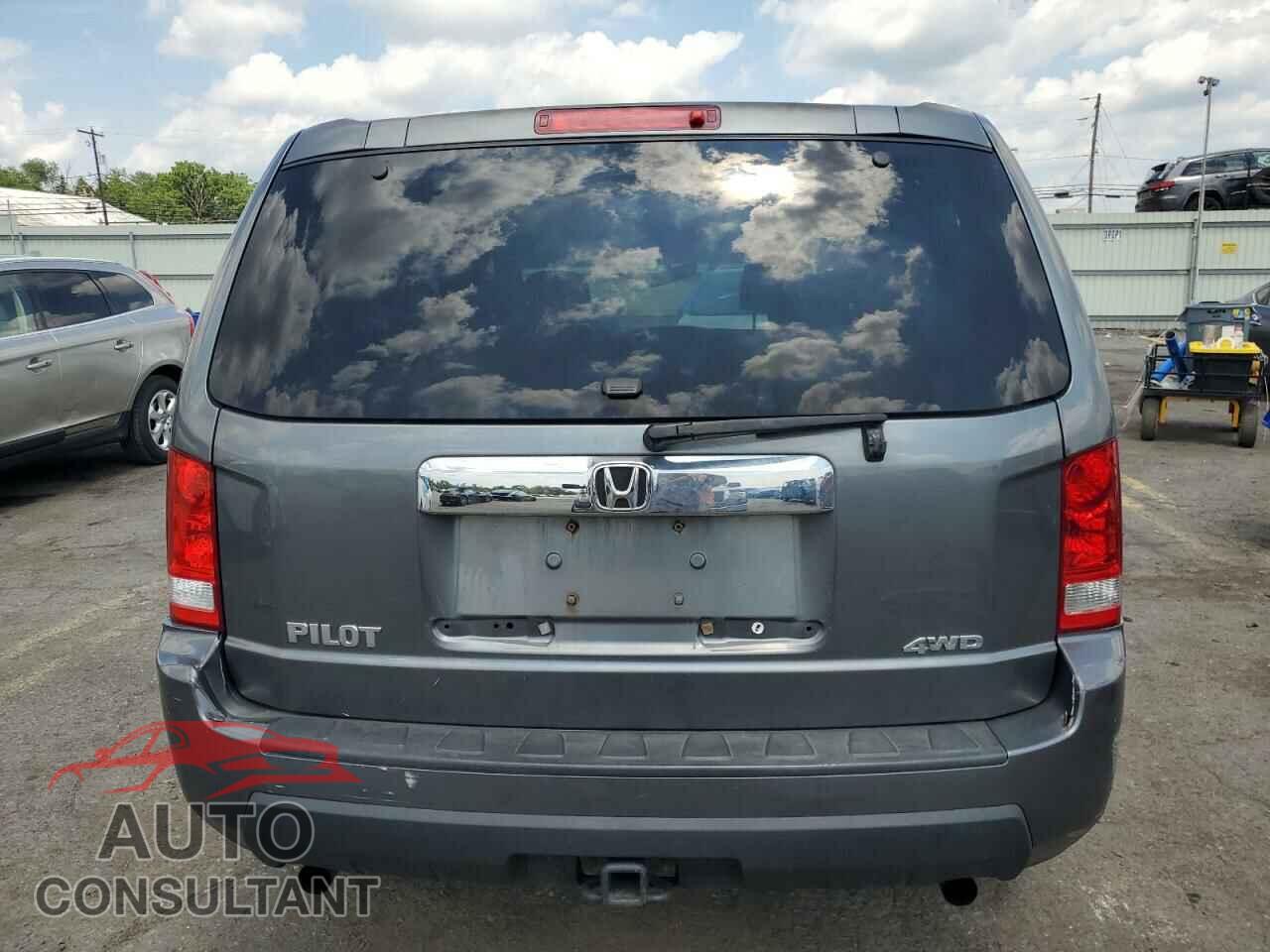 HONDA PILOT 2011 - 5FNYF4H26BB003293