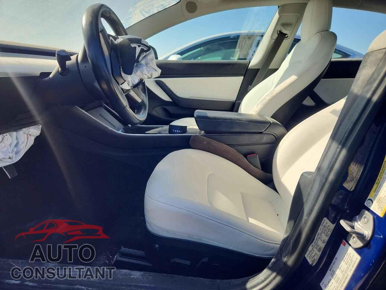TESLA MODEL 3 2018 - 5YJ3E1EB4JF086141