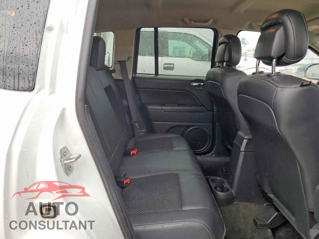 JEEP COMPASS 2015 - 1C4NJDBB1FD323984