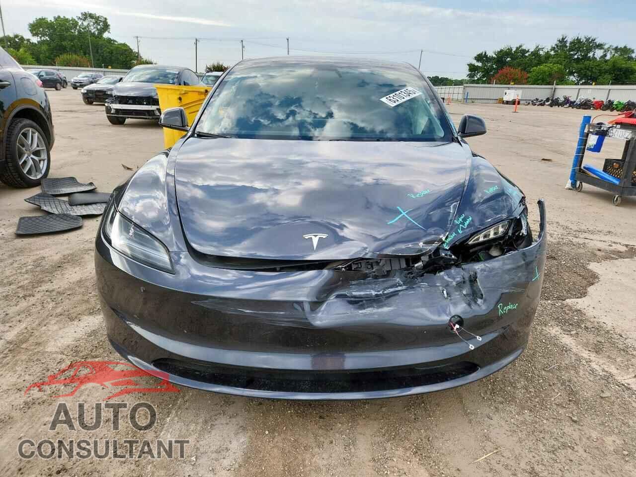 TESLA MODEL 3 2024 - 5YJ3E1EA7RF724241