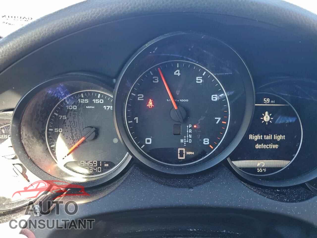 PORSCHE CAYENNE 2016 - WP1AA2A26GKA13295