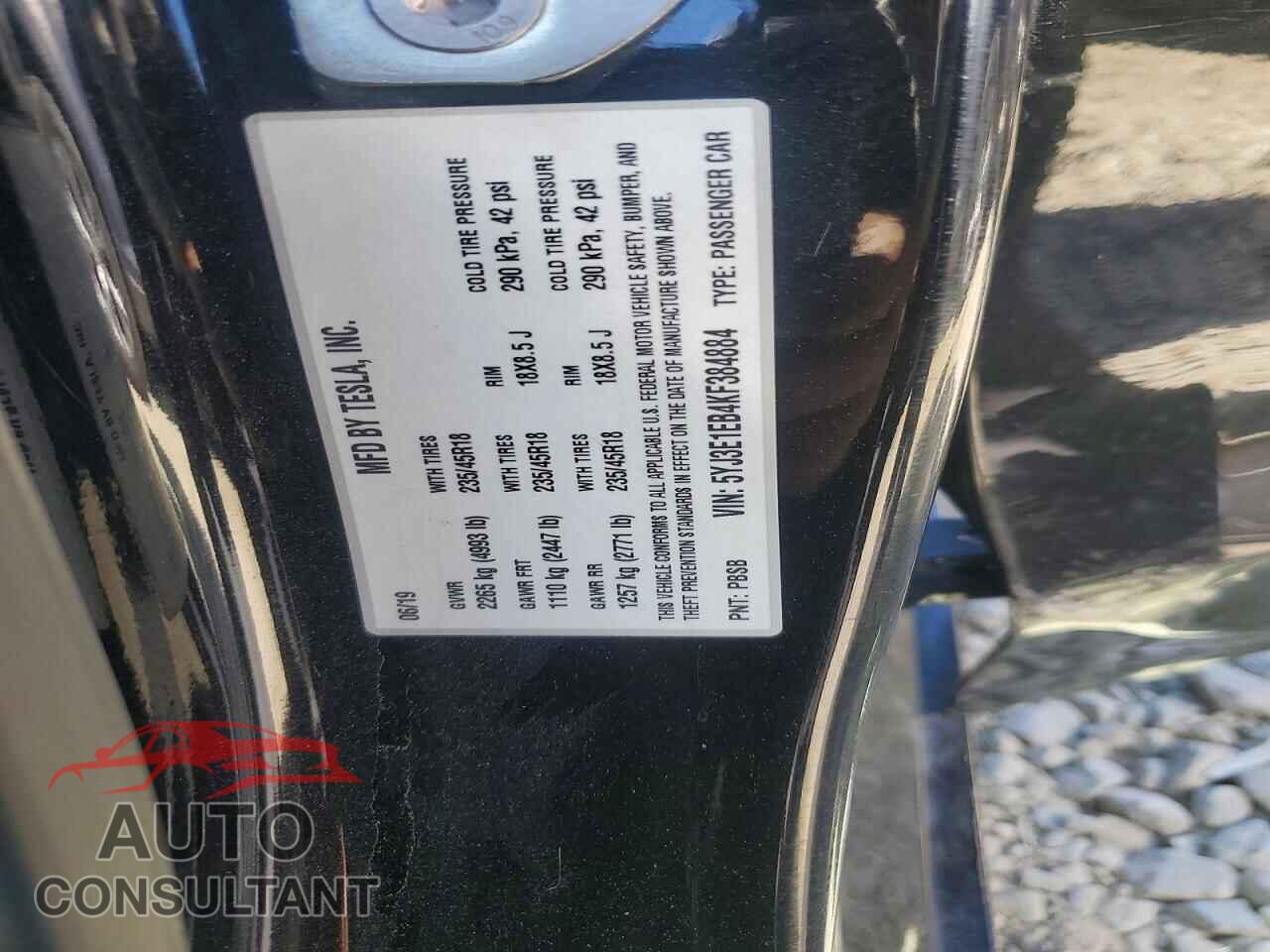 TESLA MODEL 3 2019 - 5YJ3E1EB4KF384884