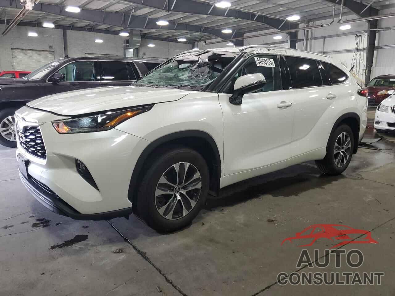 TOYOTA HIGHLANDER 2021 - 5TDHZRBH0MS083285