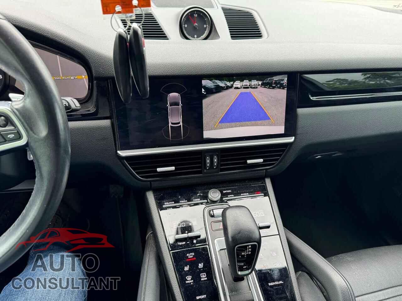 PORSCHE CAYENNE 2019 - WP1AA2AY3KDA07262