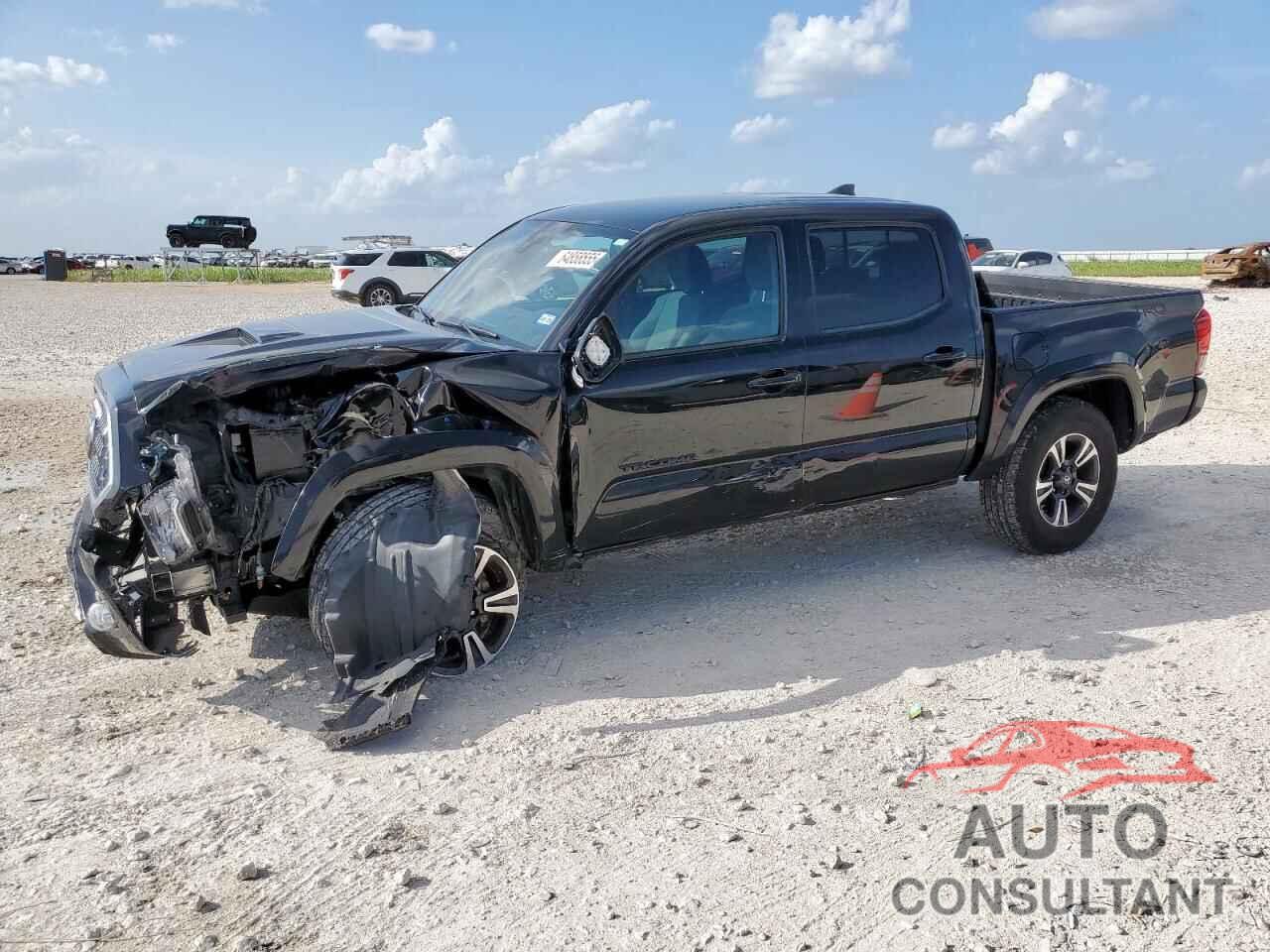 TOYOTA TACOMA 2019 - 5TFAZ5CN3KX082959