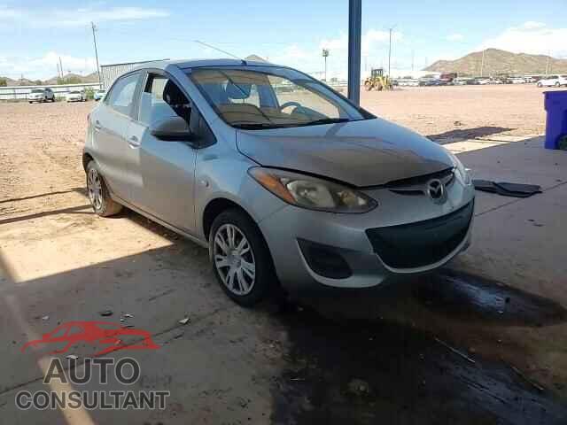 MAZDA 2 2013 - JM1DE1KY4D0153885
