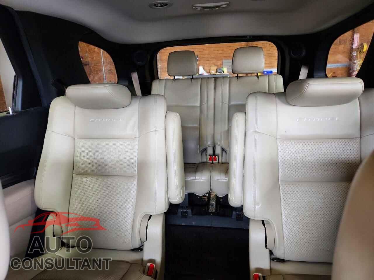 DODGE DURANGO 2018 - 1C4SDJET3JC101183