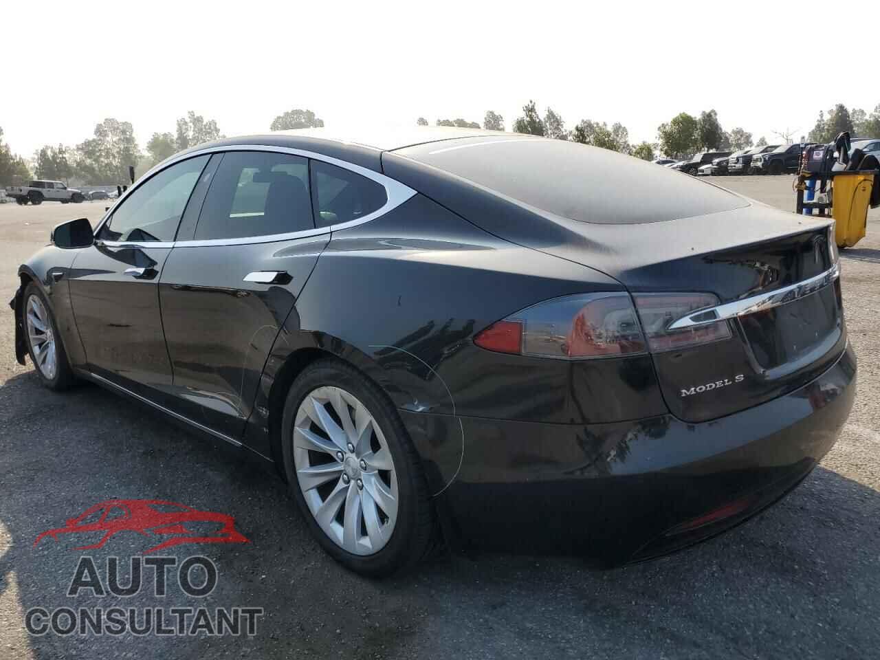 TESLA MODEL S 2018 - 5YJSA1E20JF281967
