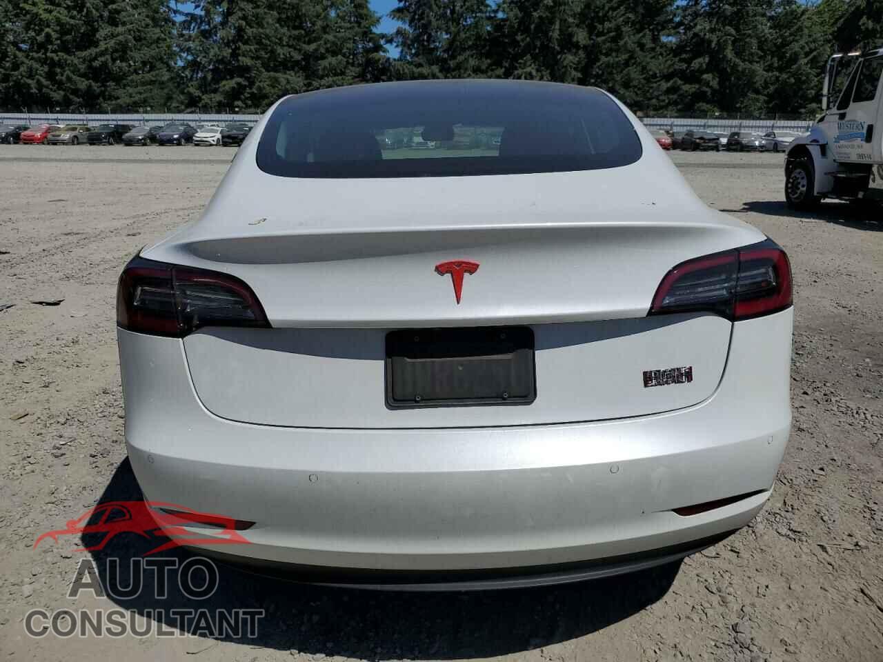 TESLA MODEL 3 2021 - 5YJ3E1EA0MF871803
