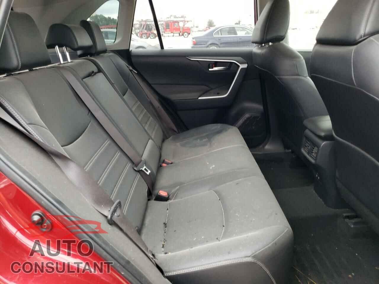 TOYOTA RAV4 2019 - JTMC1RFV2KD033689