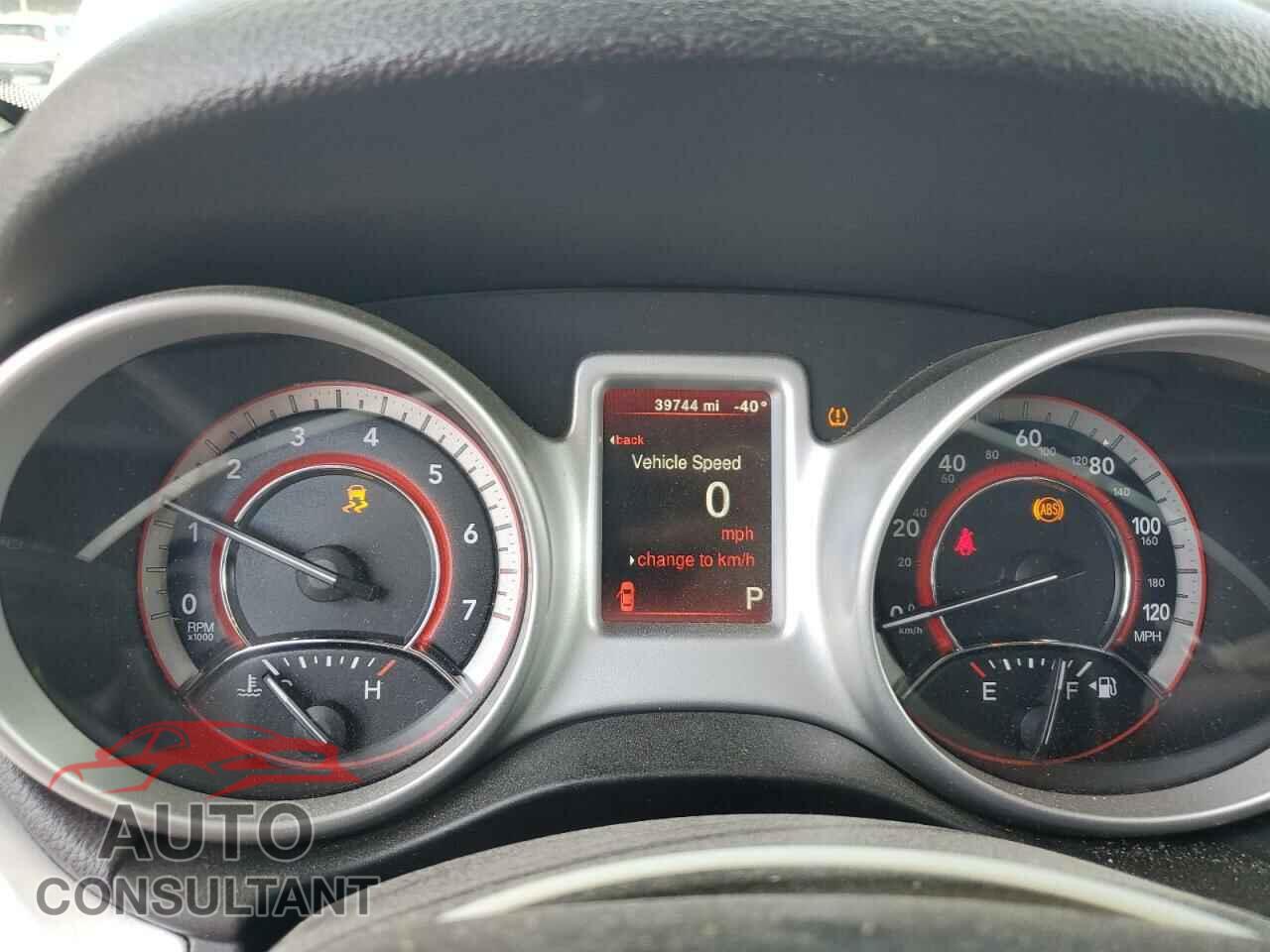 DODGE JOURNEY 2018 - 3C4PDCBB4JT158140