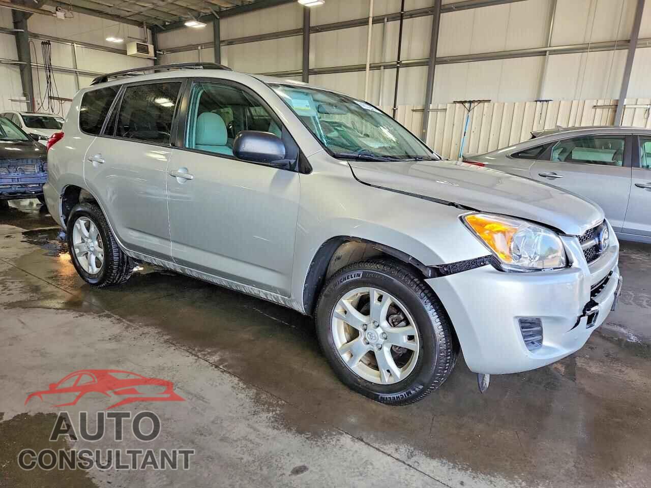 TOYOTA RAV4 2012 - 2T3BF4DV9CW204624