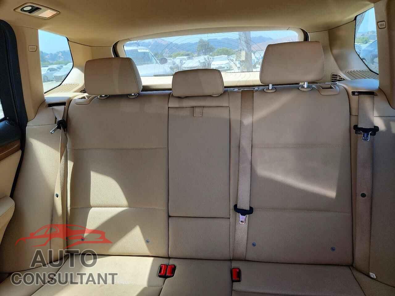 BMW X3 2011 - 5UXWX7C55BL730654