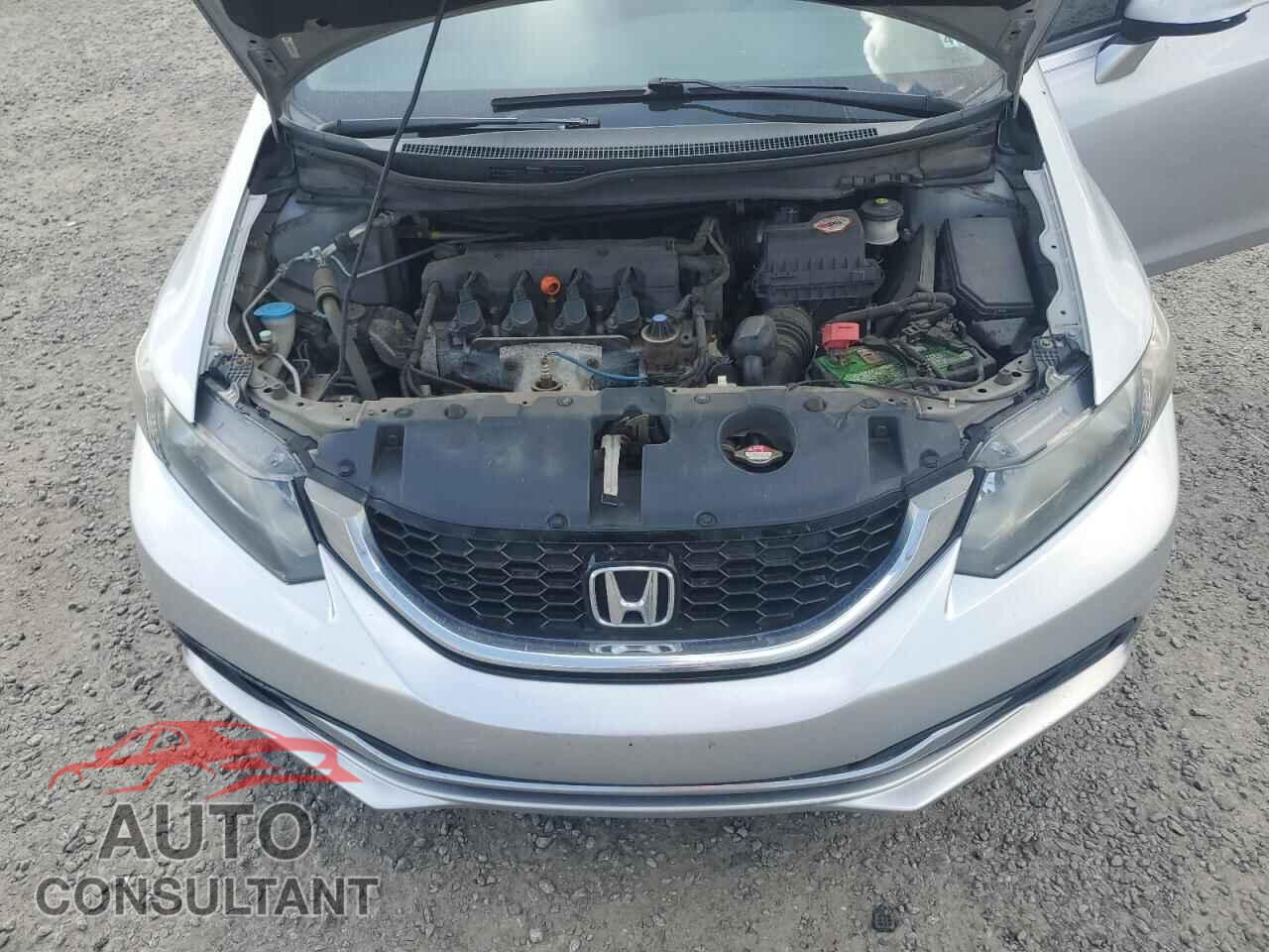 HONDA CIVIC 2013 - 2HGFB2F84DH547384