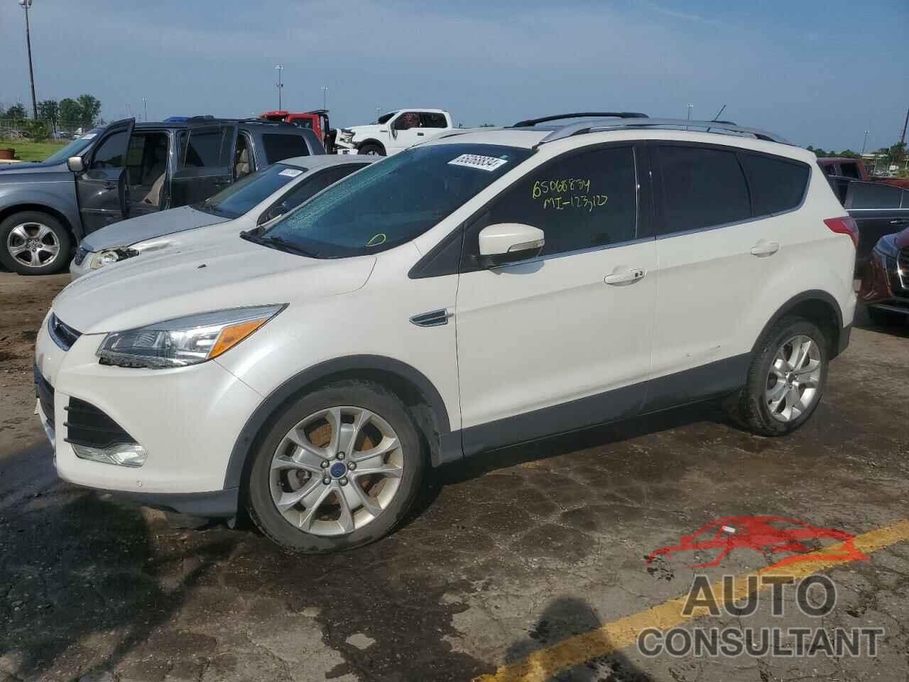 FORD ESCAPE 2016 - 1FMCU9J9XGUA20046