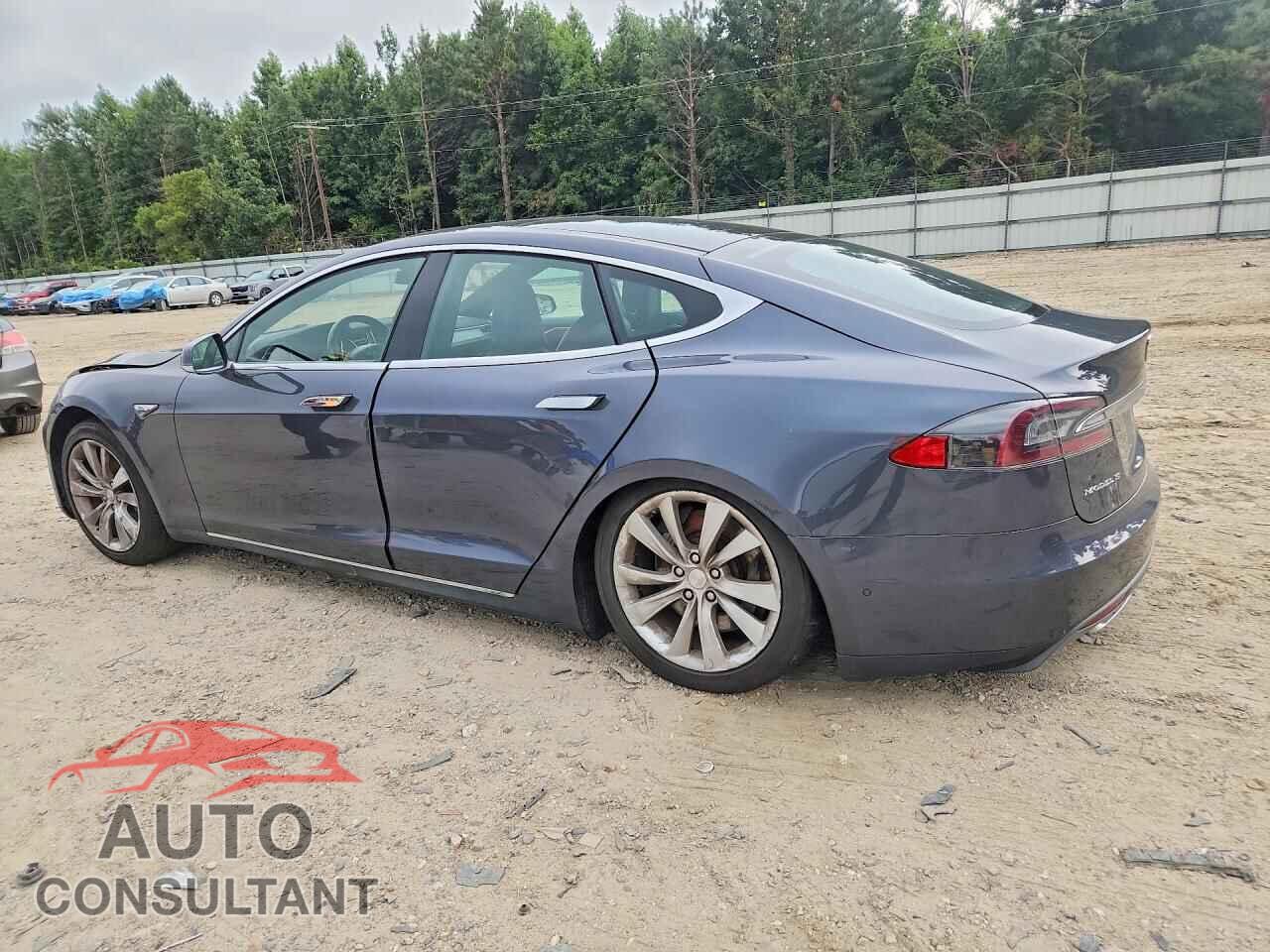 TESLA MODEL S 2015 - 5YJSA1H29FFP74601