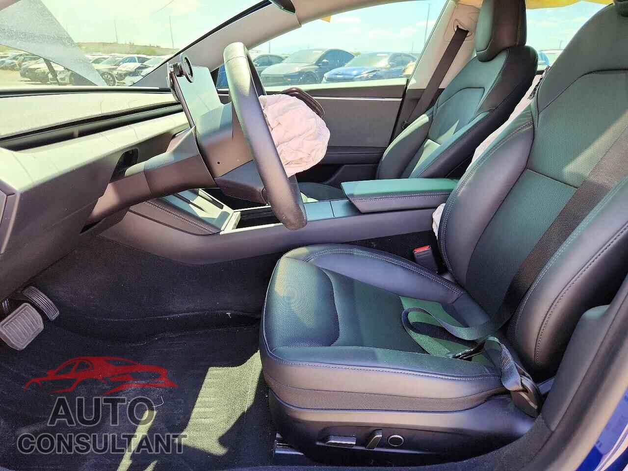 TESLA MODEL 3 2024 - 5YJ3E1EA2RF828989