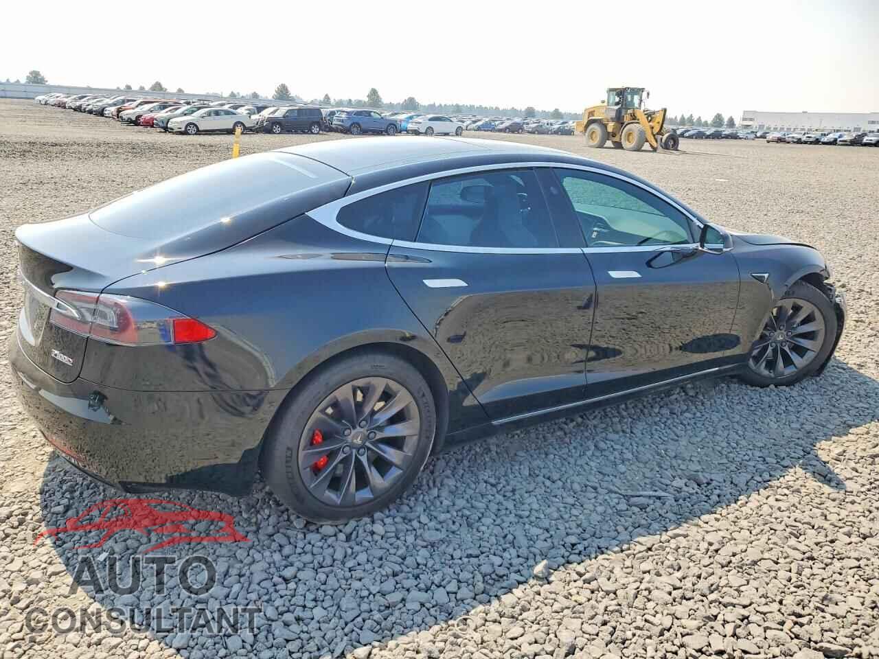 TESLA MODEL S 2018 - 5YJSA1E43JF295444