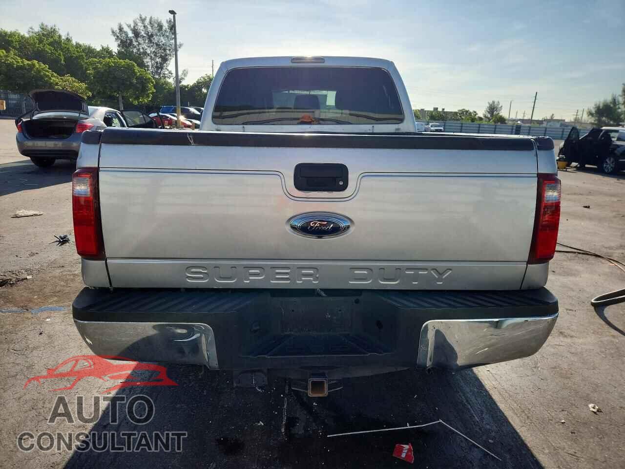 FORD F250 2013 - 1FT7W2B63DEA65802