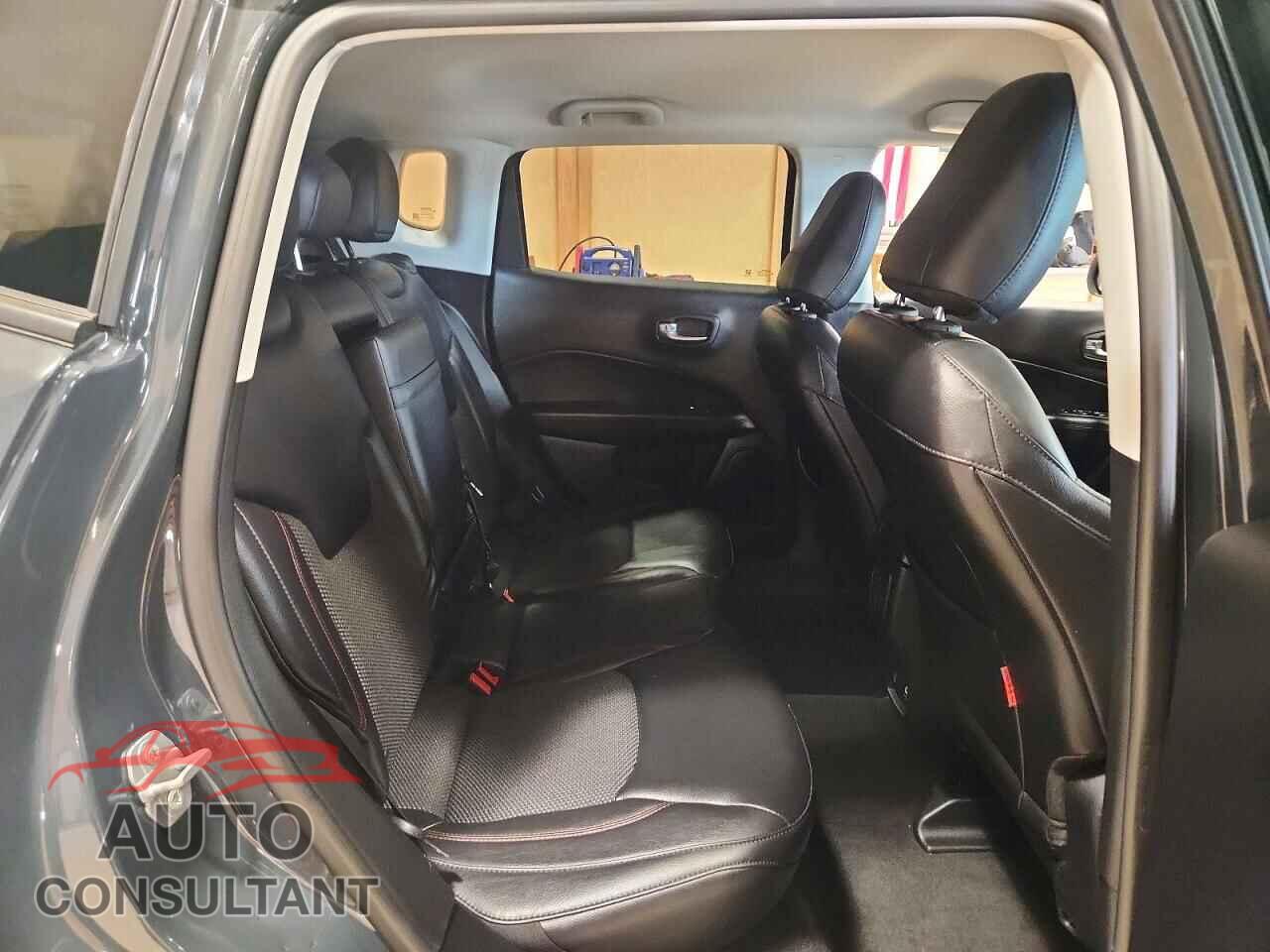 JEEP COMPASS 2017 - 3C4NJDDB2HT640487