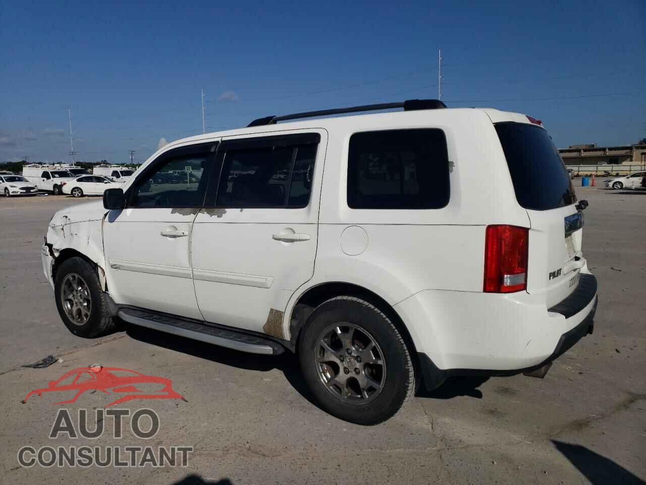 HONDA PILOT 2011 - 5FNYF3H56BB002875