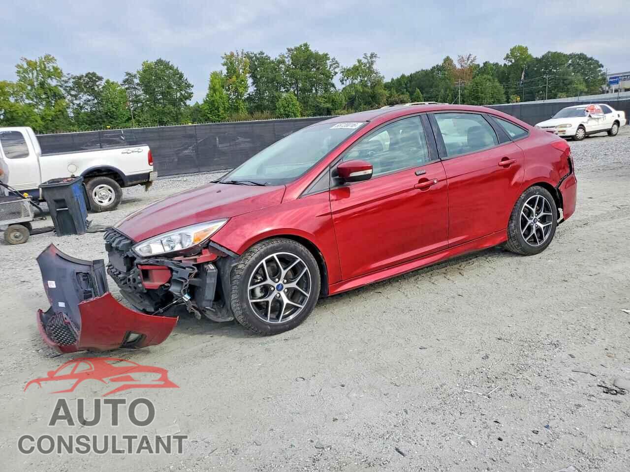 FORD FOCUS 2015 - 1FADP3F2XFL238331