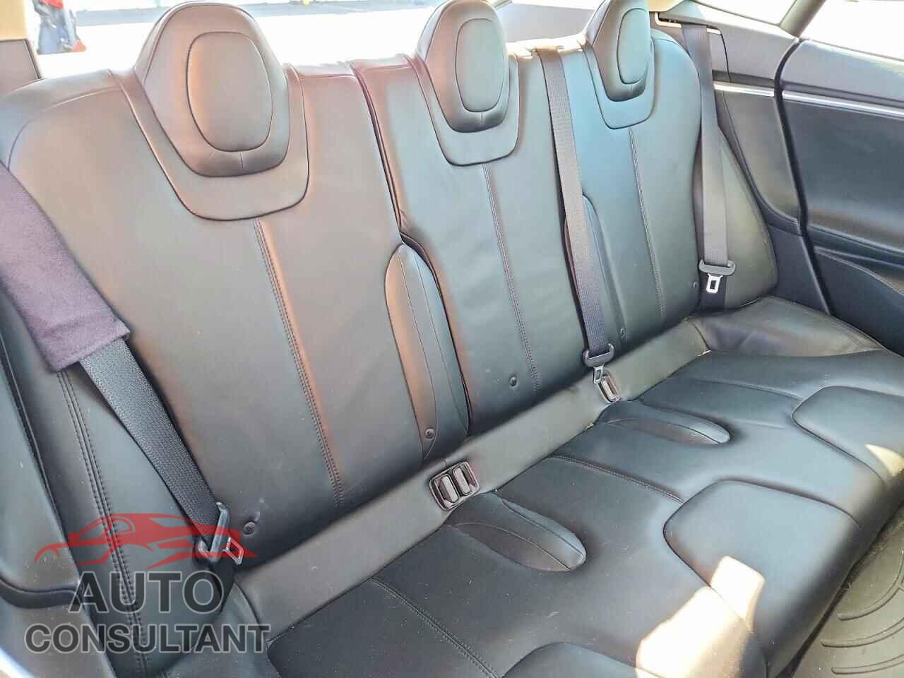 TESLA MODEL S 2013 - 5YJSA1CN4DFP05930