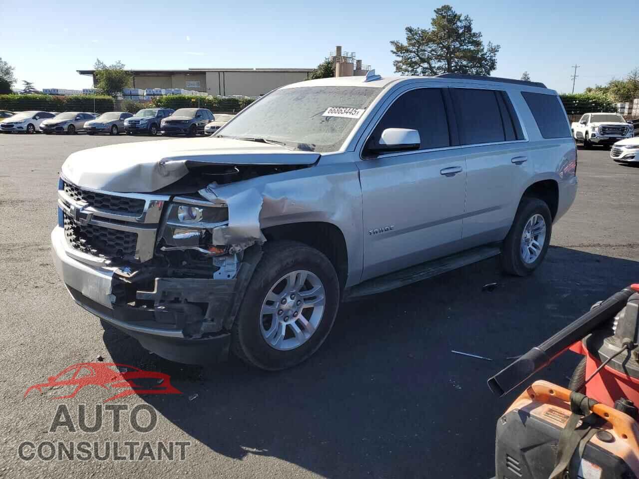 CHEVROLET TAHOE 2017 - 1GNSCAKC8HR123735