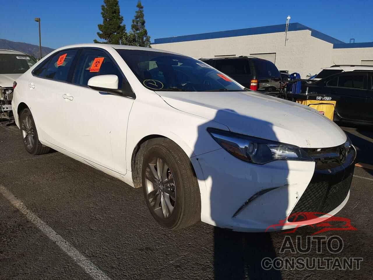 TOYOTA CAMRY 2016 - 4T1BF1FK3GU230524