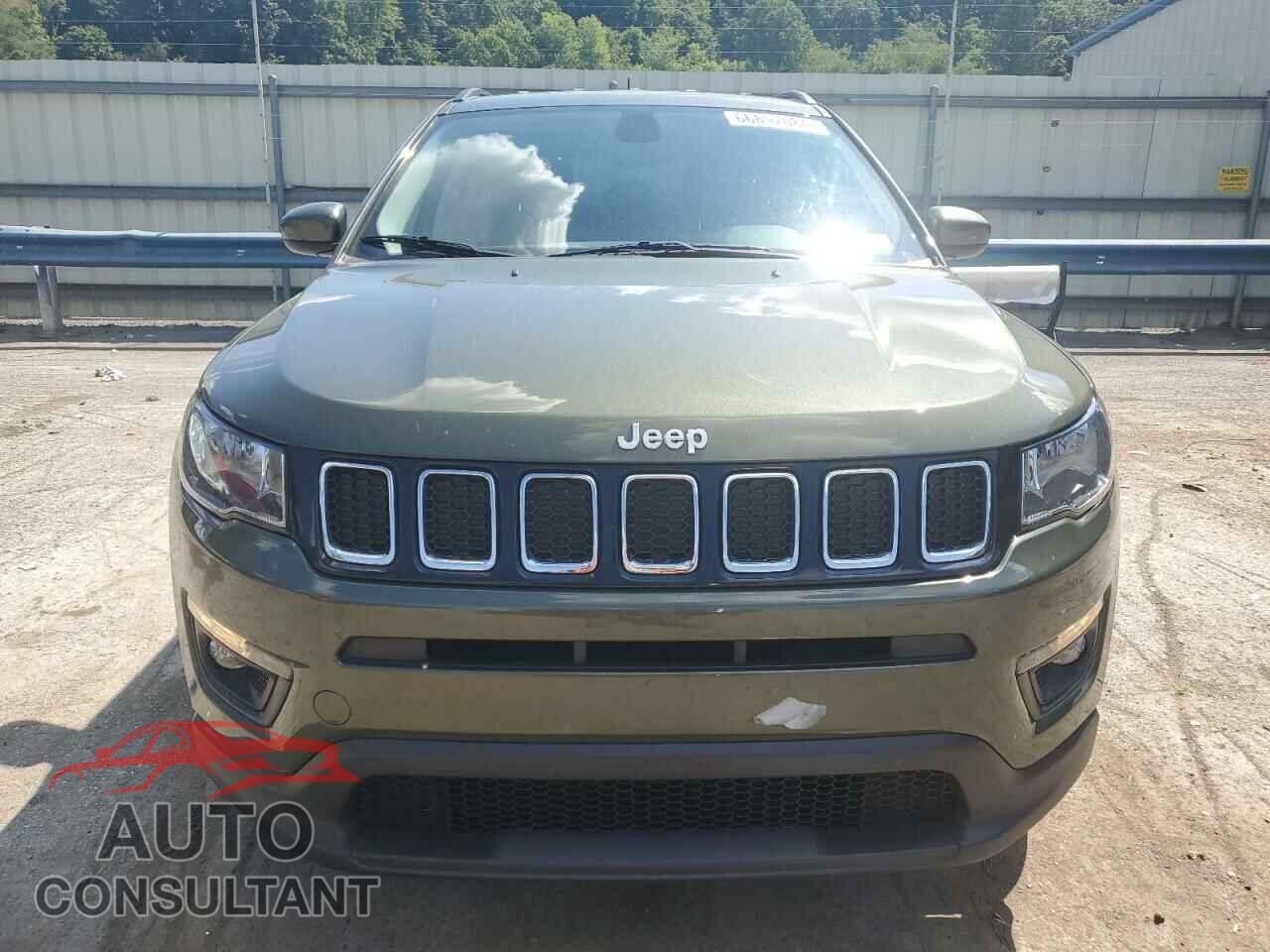 JEEP COMPASS 2018 - 3C4NJDBBXJT470971