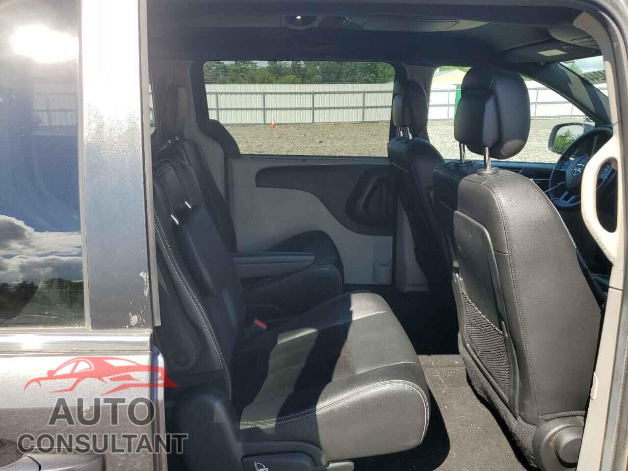 DODGE CARAVAN 2017 - 2C4RDGCG4HR701347