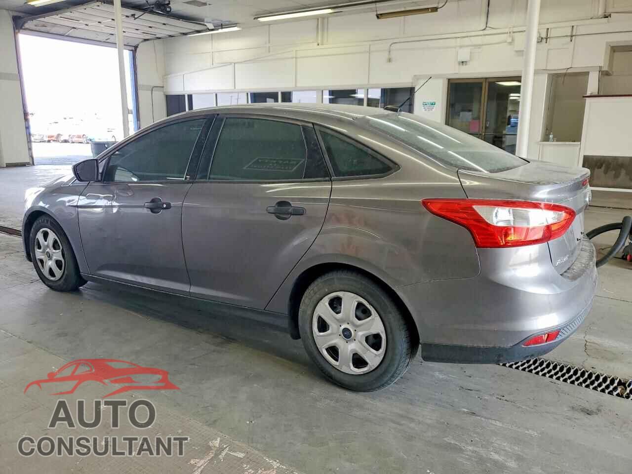 FORD FOCUS 2014 - 1FADP3E26EL312375