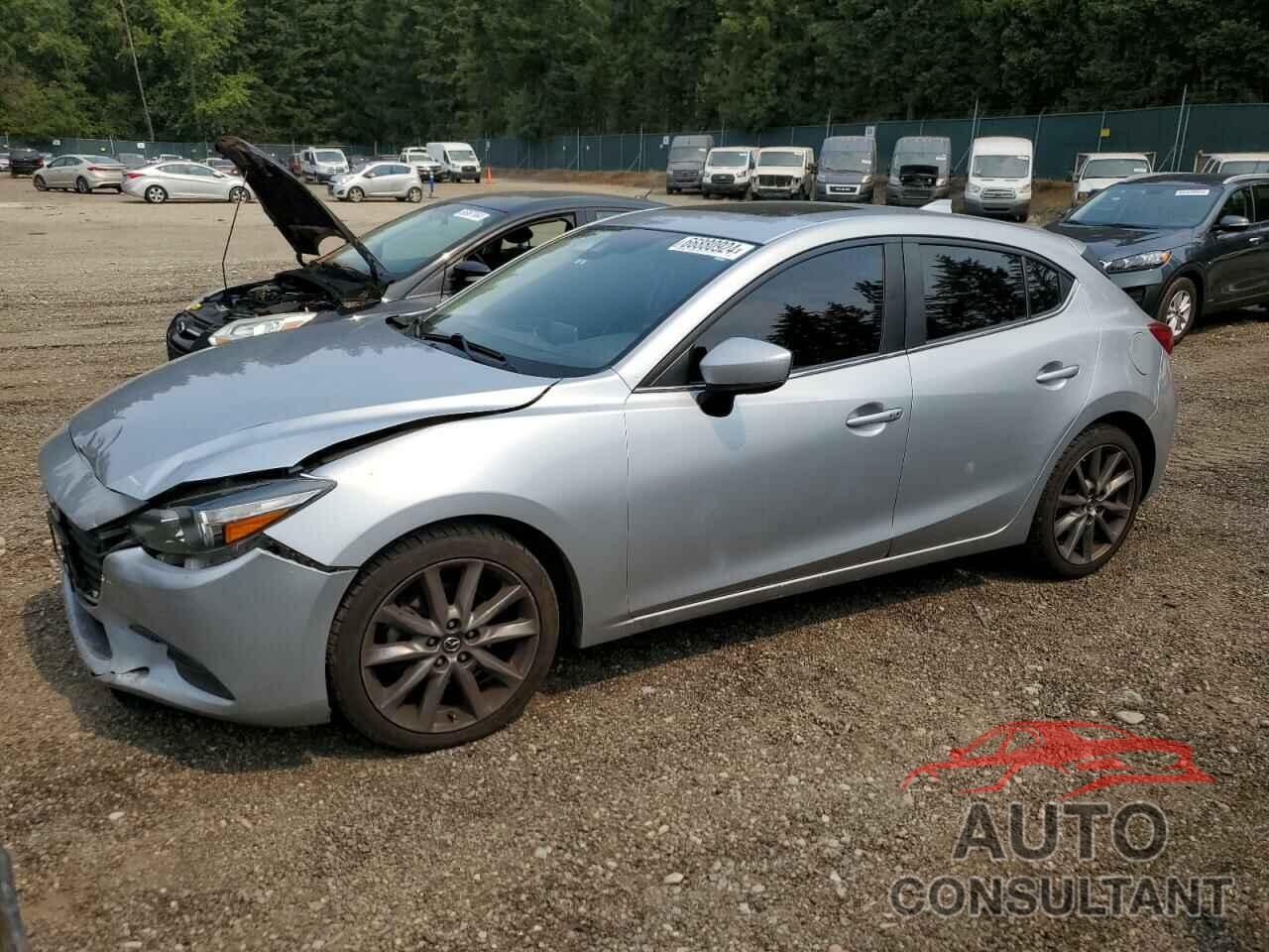 MAZDA 3 2018 - 3MZBN1L3XJM186566