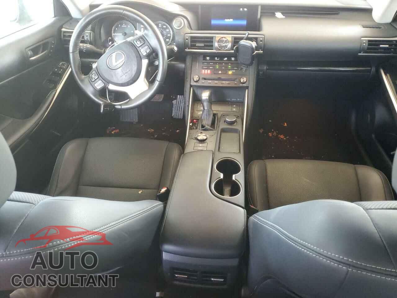 LEXUS IS 2020 - JTHDA1D20L5104512