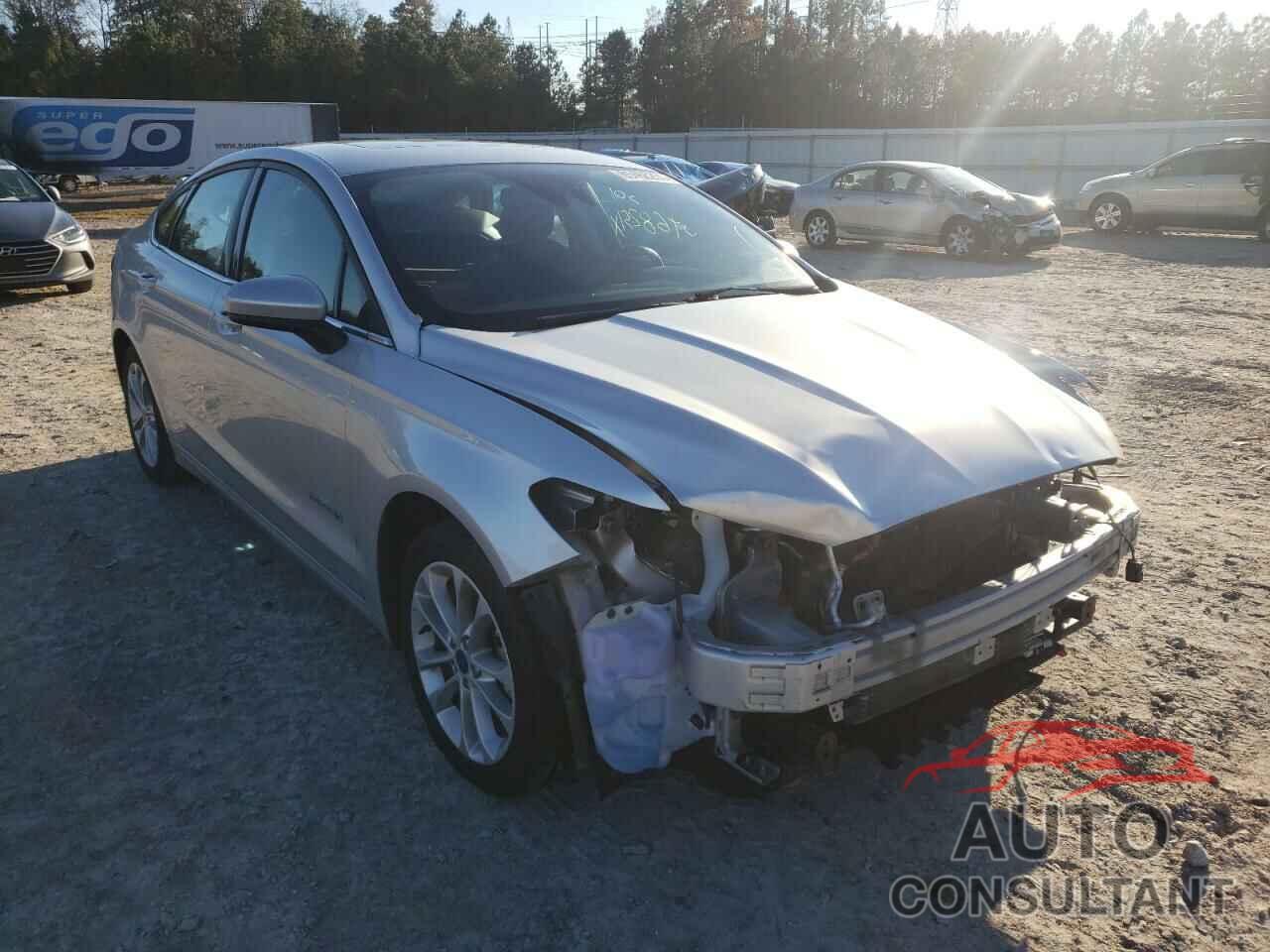 FORD FUSION 2019 - 3FA6P0LU2KR140788